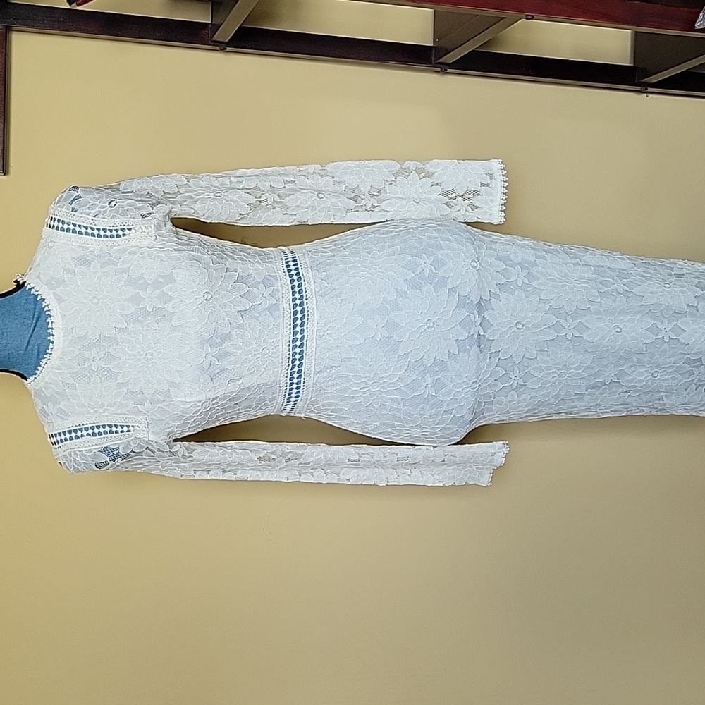 NWT PLT Cream Lace Long Sleeve Dress